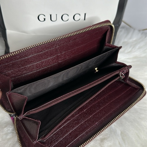 💯Authentic Gucci Heart Prints Long Wallet 🍀 - Picture 7 of 12